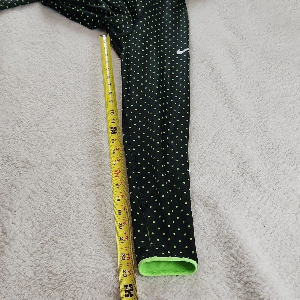 NIKE 3/4 zip sporty long sleeve top with thumb holes, black w green polka dots L - Picture 5 of 8